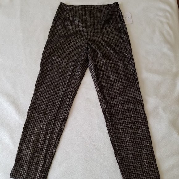 Time & Tru High Rise Stretch Size 8 Skinny Pant - Picture 6 of 13
